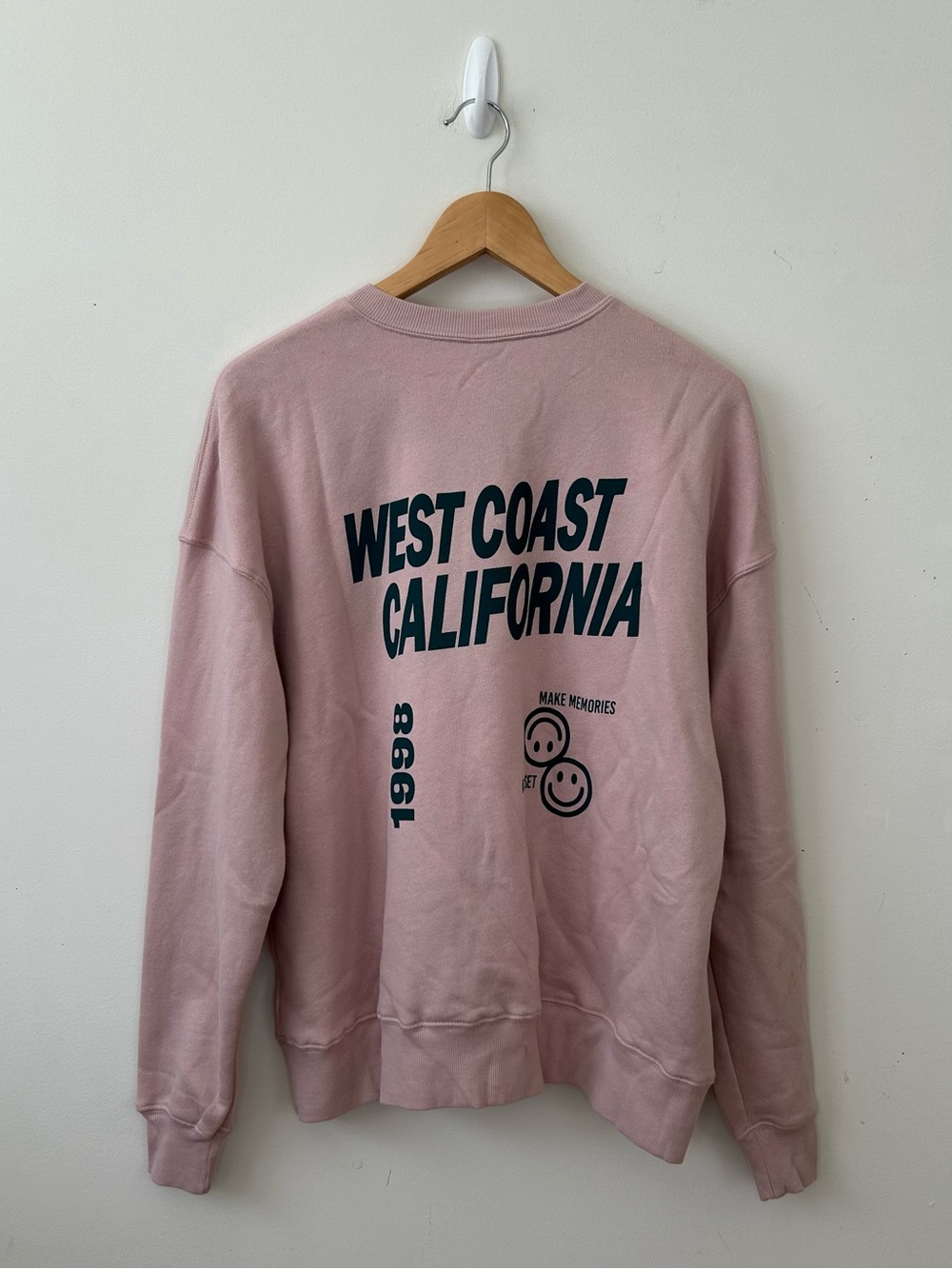 Wild Fable Sweatshirt XS Pale Pink Crewneck Pullover - Picture 2 of 11